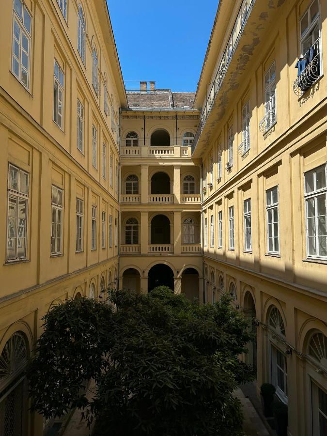 Old Town Apart Apartamento Budapest Exterior foto